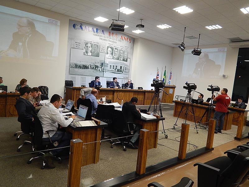 Daep: Câmara adia votação de criação de novos cargos