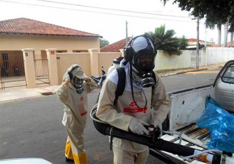 Nebulização contra a dengue continua em 4 bairros