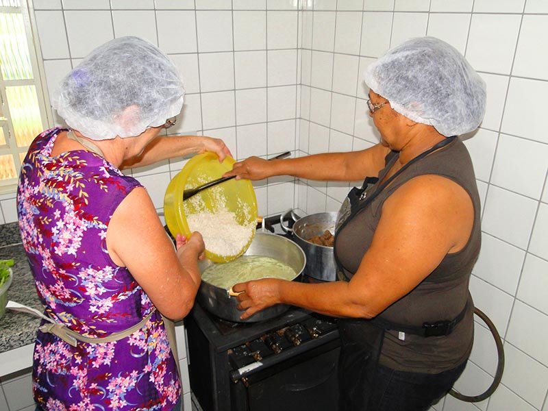 Merendeiras aprovam novidades na aquisição dos alimentos