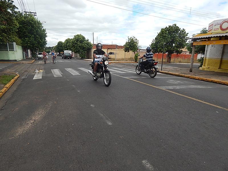 Vereador cobra medidas para controle de velocidade na Rua Amazonas