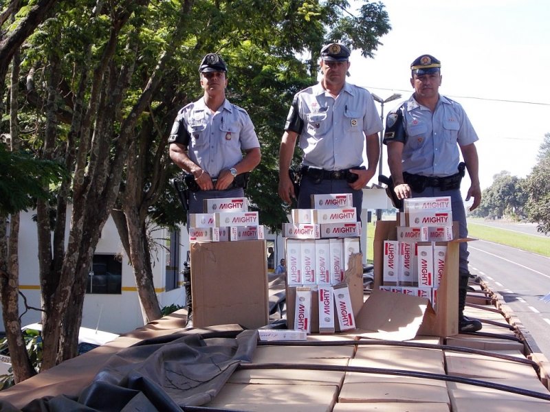 TOR apreende 250 mil maços de cigarros