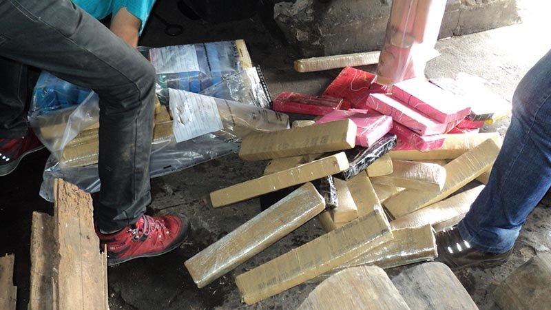 Polícia Civil incinera cocaína e maconha apreendidos