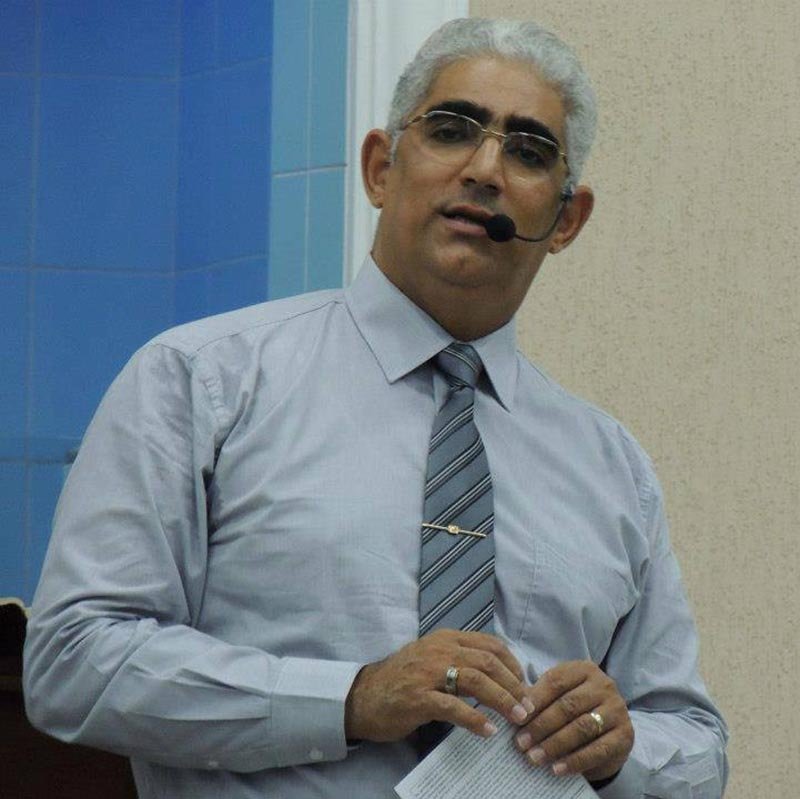 Cidadão Penapolense: Câmara aprova título para Pr. Fernando Fernandes