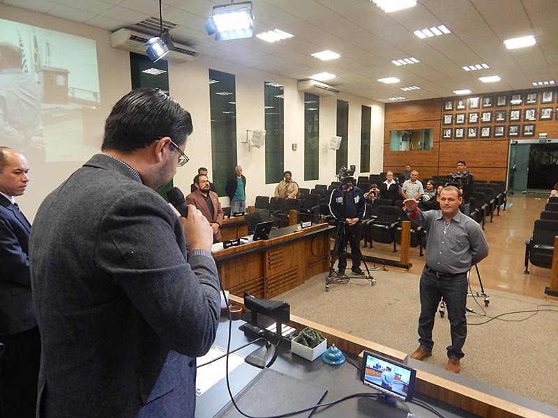 Comerciante Marcos Rogério Ferreira Pardim é empossado vereador