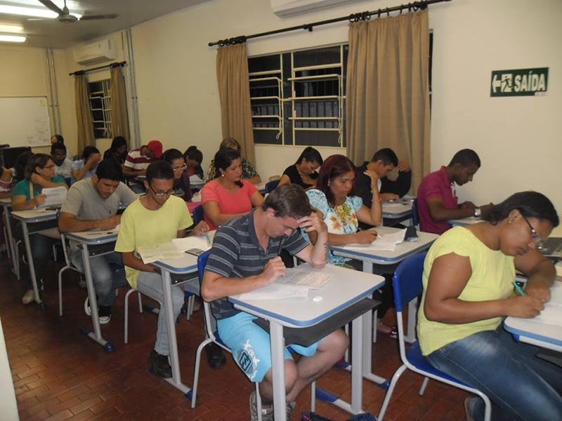 CEEJA tem matrículas abertas para maiores de 18 anos