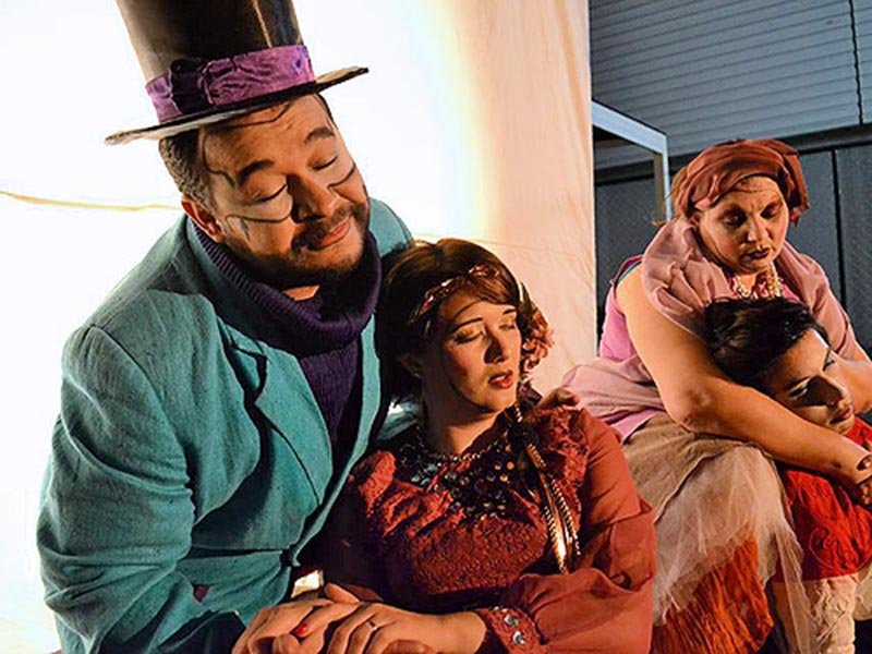 Nota: Teatro na praça