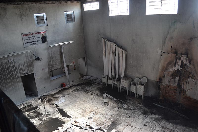 Sindicato dos Papeleiros tem salão atingido por incêndio