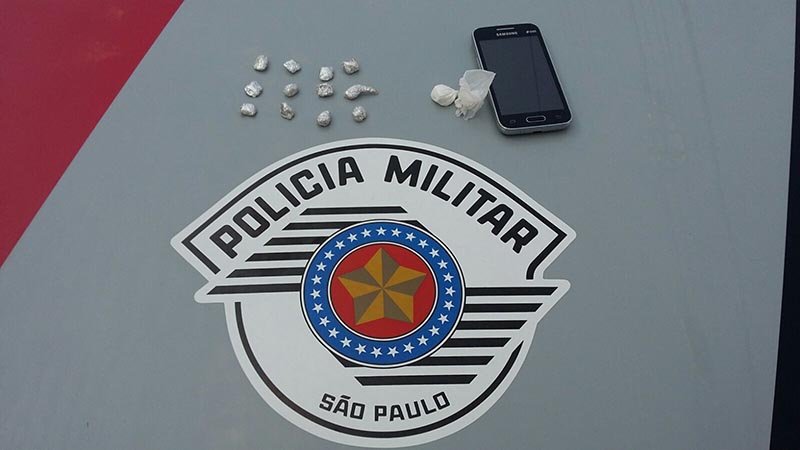 Menor é apreendido pela Rocam por tráfico na Planalto