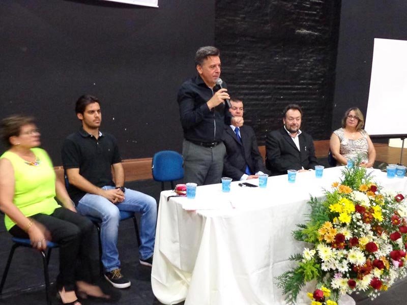 Conferência da Educação envolve centenas de profissionais da área