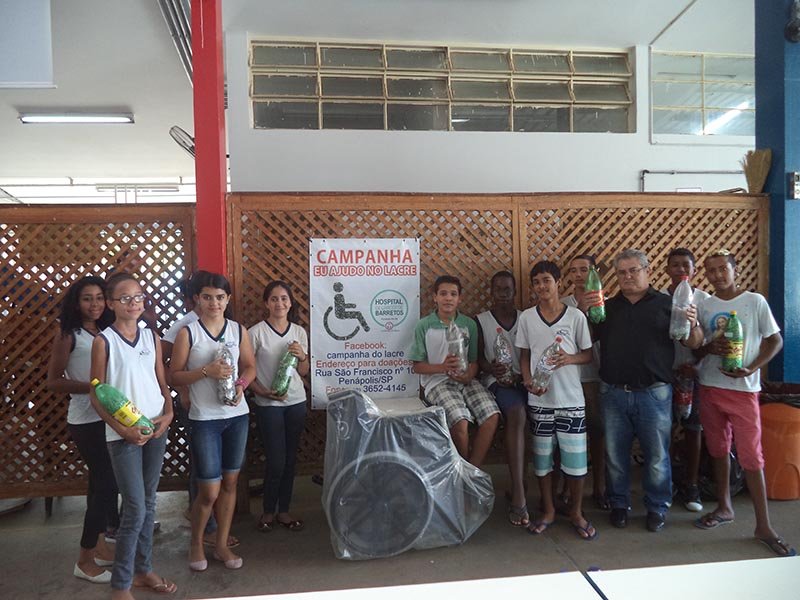 Ações em escolas valorizam educação e solidariedade