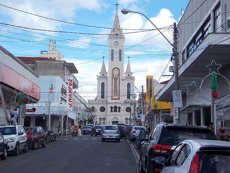 Pelo 4º mês, Penápolis fecha empregos no vermelho