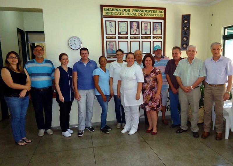 Santa Casa recebe doação de lençóis do Sindicato Rural