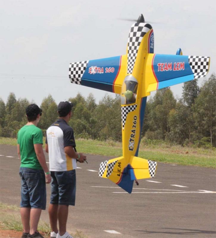 Aeromodelistas se reúnem hoje em encontro regional