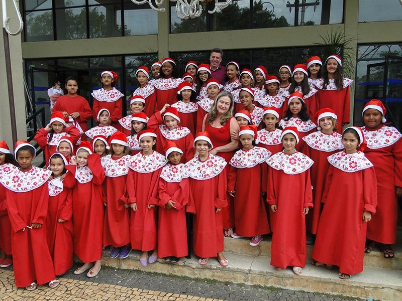 Natal: Prefeitura recebe apresentação do Coral do Augusto