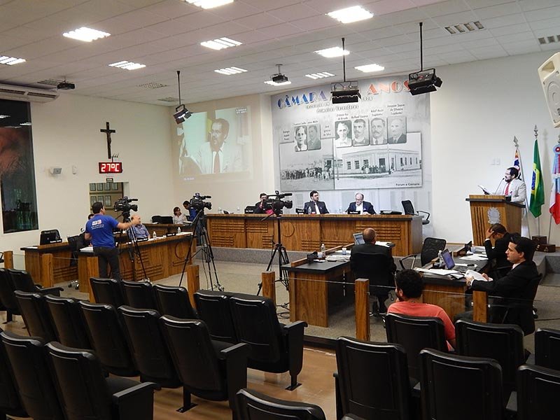1ª sessão de 2016: Câmara vota doação de área para implantação da Bonolat