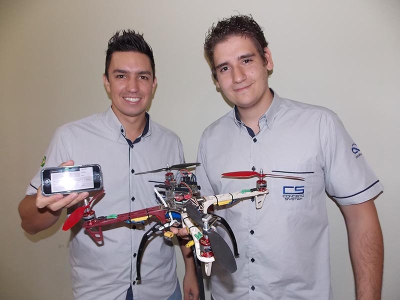 Drone controlado por smartphone é criado por penapolense