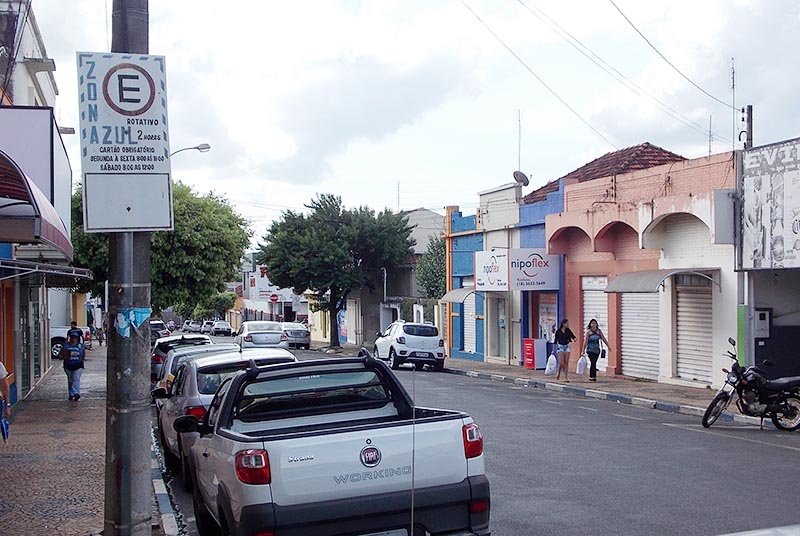 Zona Azul tem reajuste e motorista passa a pagar R$ 2,50