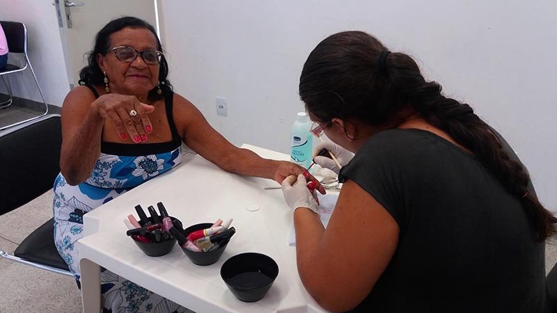 Cras comemora Dia da Mulher com atividade especial para idosas