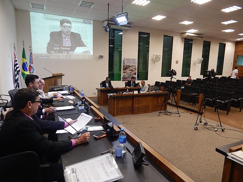 Câmara Municipal adia para o dia 11 de abril votação do projeto para Parceria Público-Privada