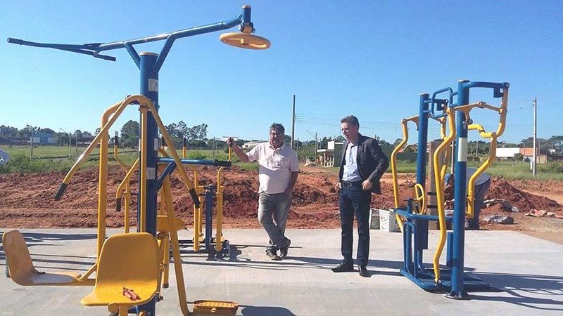 Bairro Santa Leonor ganha academia ao ar livre