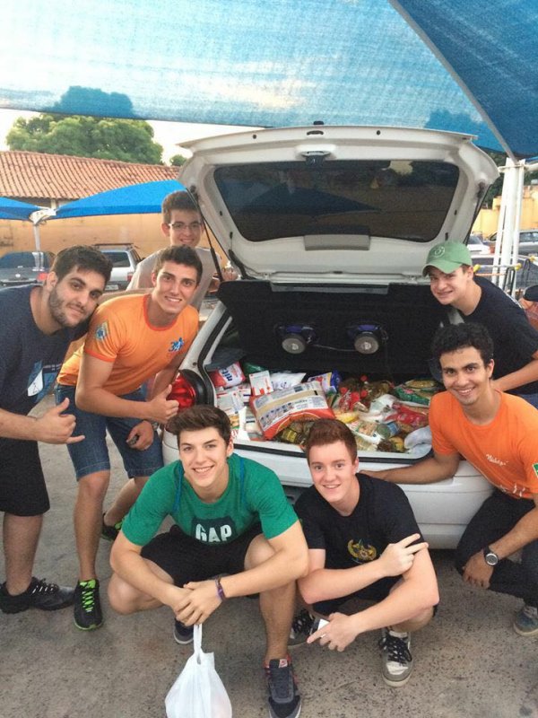 Alimentos: DeMoleys promovem mais um “Arrastão da Solidariedade”