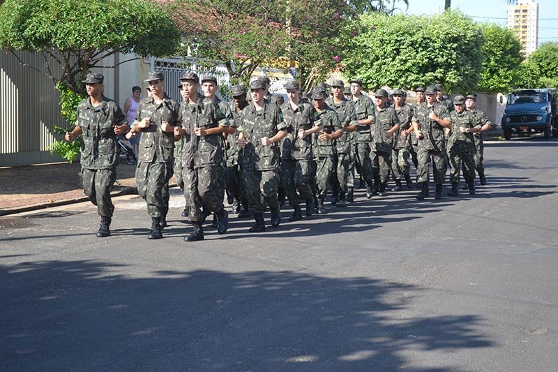 Compromisso: Atiradores do TG iniciam atividades militares de 2016
