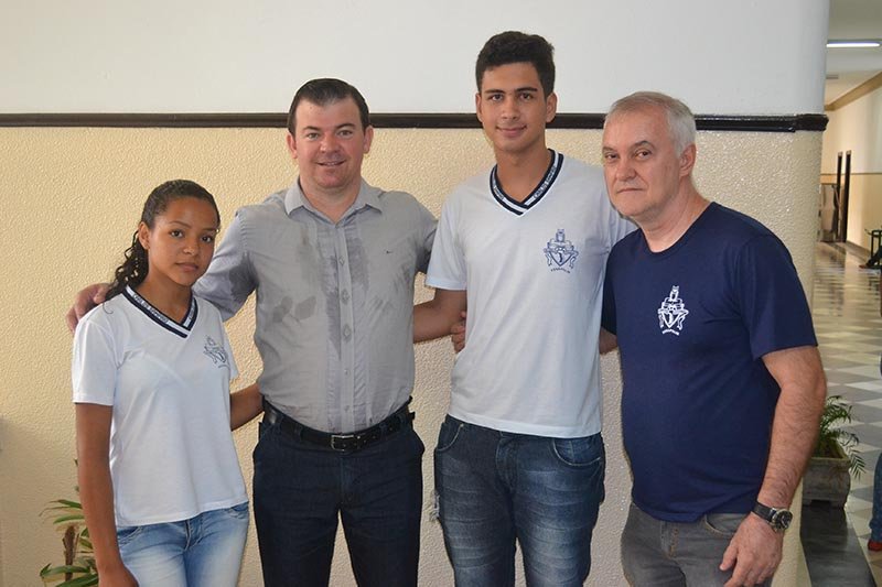 Grêmio Estudantil: EE Carlos Sampaio promove escolha democrática