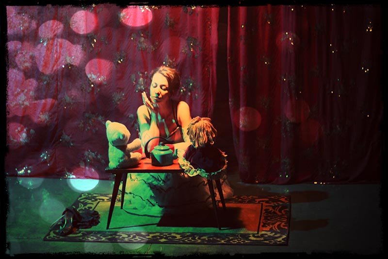 Hoje tem espetáculo gratuito de dança no Teatro Lúmine
