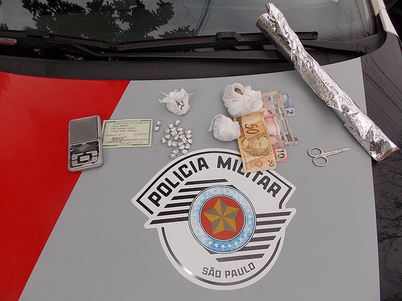 PM prende acusado de tráfico no Jardim Pevi