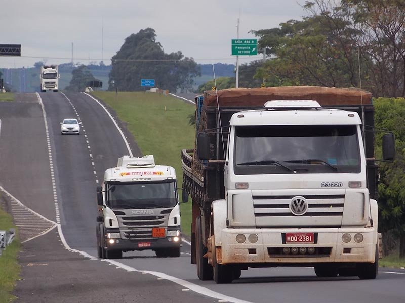 Motoristas de caminhão alavancam empregos na cidade
