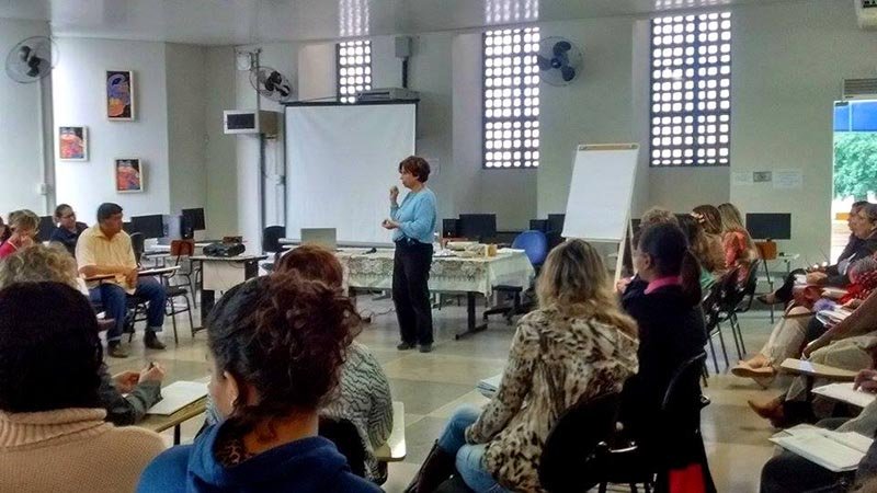 Curso de formação de leitores atrai participantes da região para Penápolis