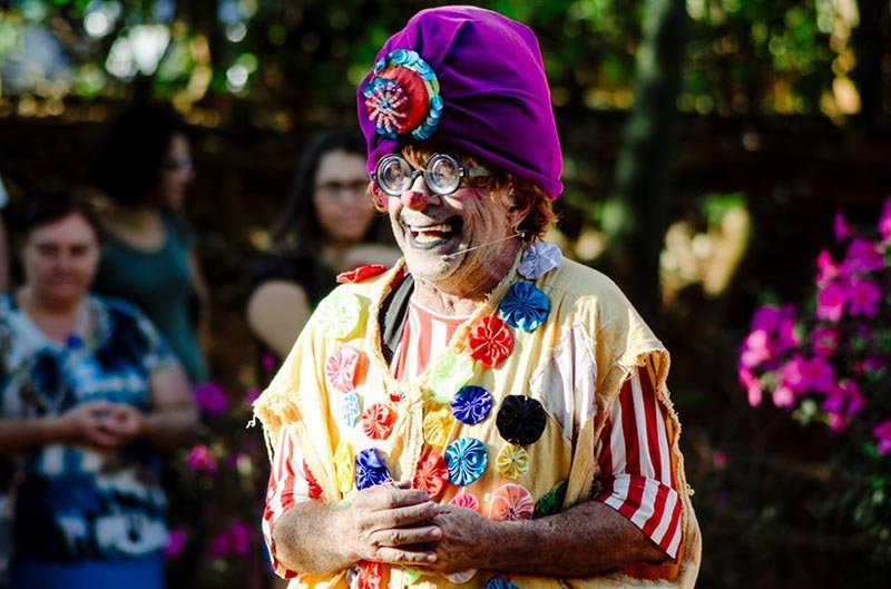 Hoje tem espetáculo de circo gratuito na Praça