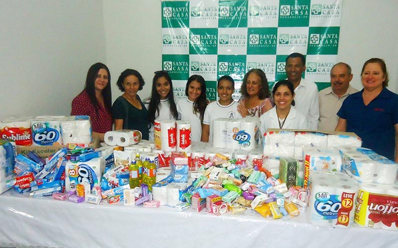 Santa Casa de Penápolis recebe doações de escola de Braúna