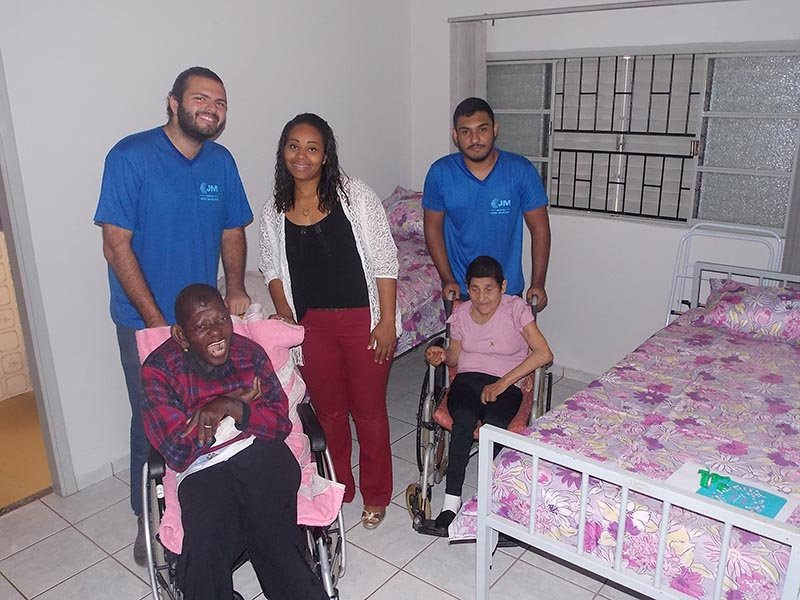 HE promove projeto de inserção de pacientes na sociedade