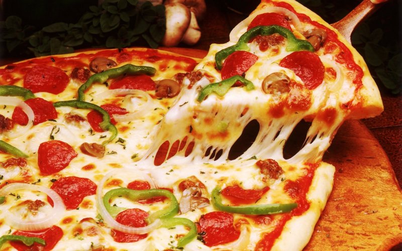 Pizzaria pode ser opção mais barata para quem quer sair para comer