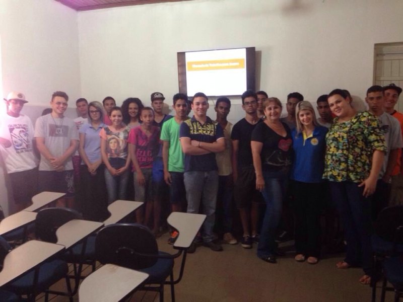 Projeto social busca educação e fortalecimento do jovem