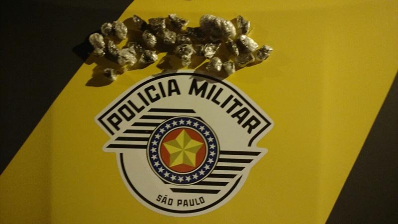 Polícia Rodoviária encontra maconha em veículo