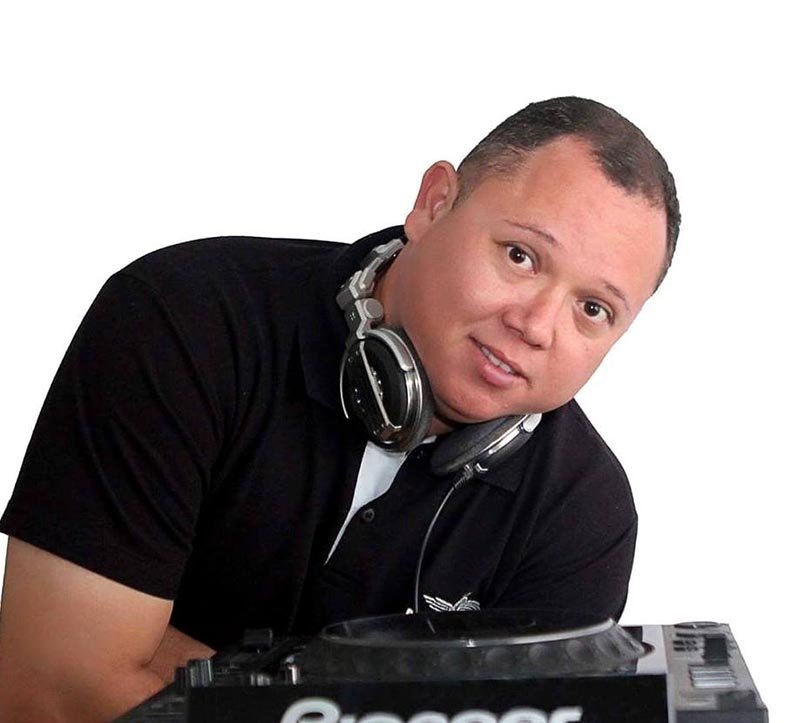 Domingo tem sertanejo universitário e música eletrônica na praça