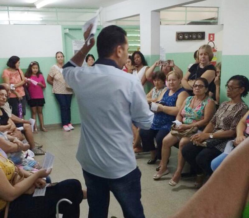 Câncer de mama: Comunidade participa de bate papo sobre doença