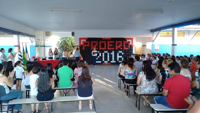 Cinco escolas municipais realizam formatura do Proerd 2016