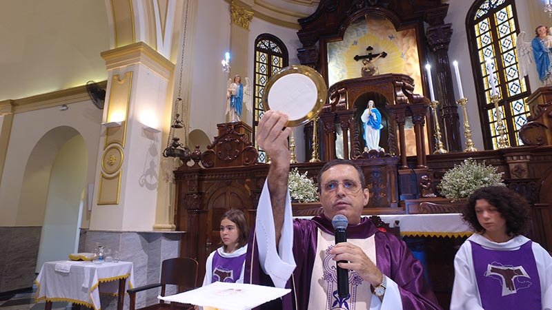Câmara entrega quinta-feira título de Cidadão Penapolense para frei Adalto