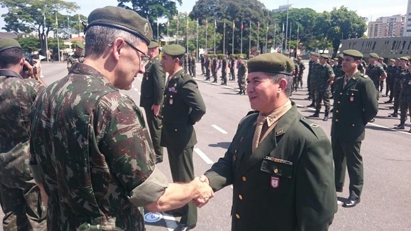 Tiro de Guerra: Sub-tenente Gilberto recebe honraria do Exército
