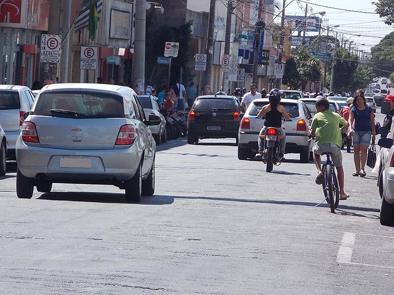 Detran sugere pagamento antecipado do licenciamento