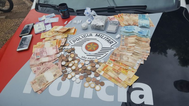 Casal é preso acusado de tráfico
