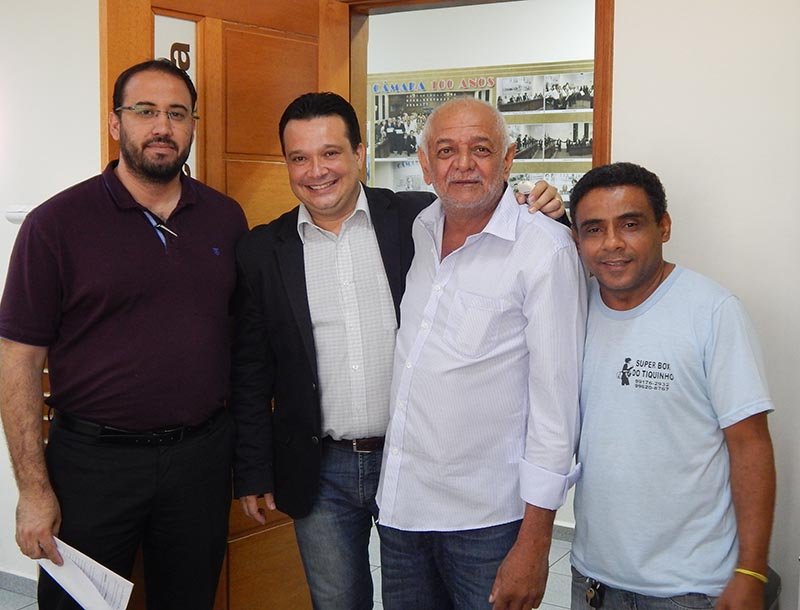 Mauro Olympio é empossado vereador na Câmara de Penápolis