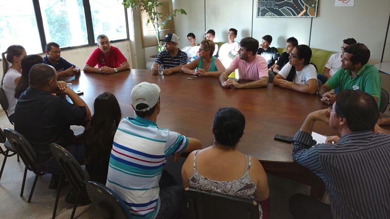Vereador Júlio Caetano atua em defesa de transporte para alunos de Penápolis no Senai e Senac