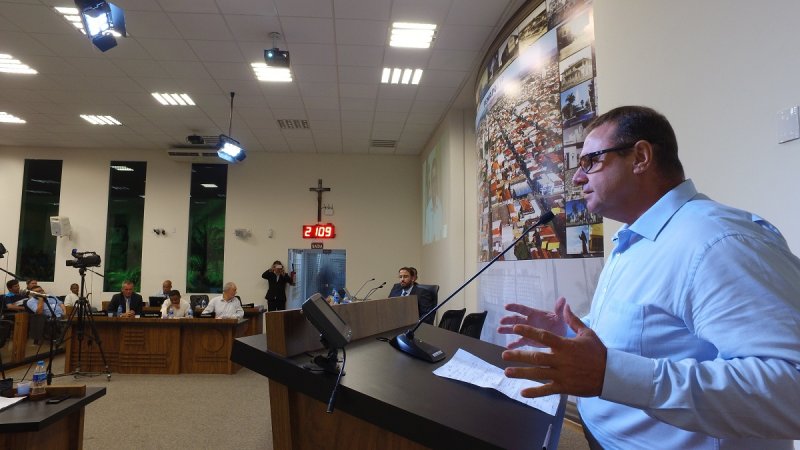 Vereador Nardão Sacomani pede estudos para otimização das leis municipais