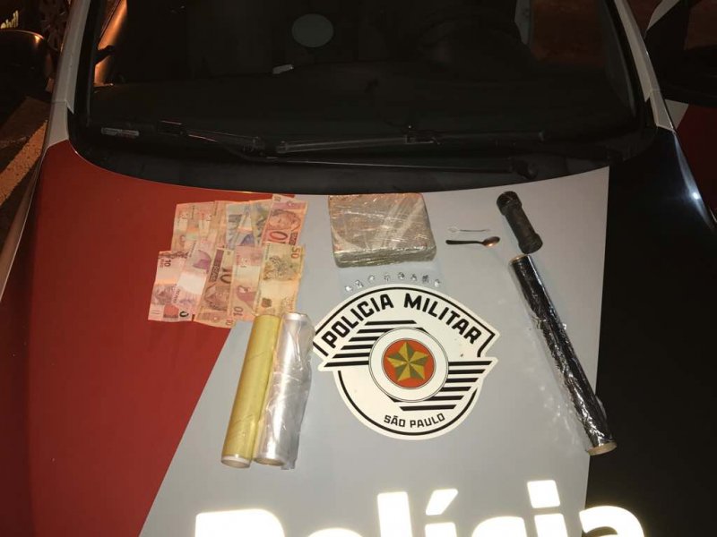 Dupla é presa acusada de tráfico no Primavera