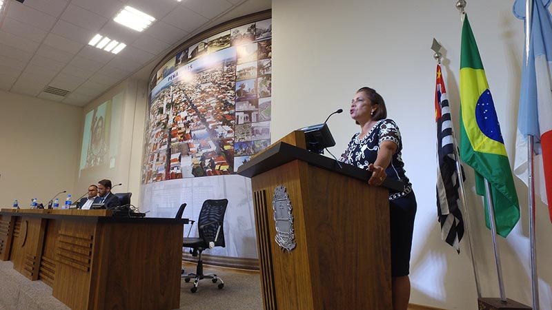 Câmara: Ester pede maior promoção e uso do CEU das Artes