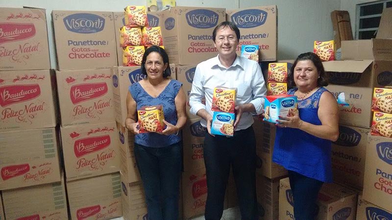 Fundo Social recebe 800 panetones e repassa diretamente para 16 entidades
